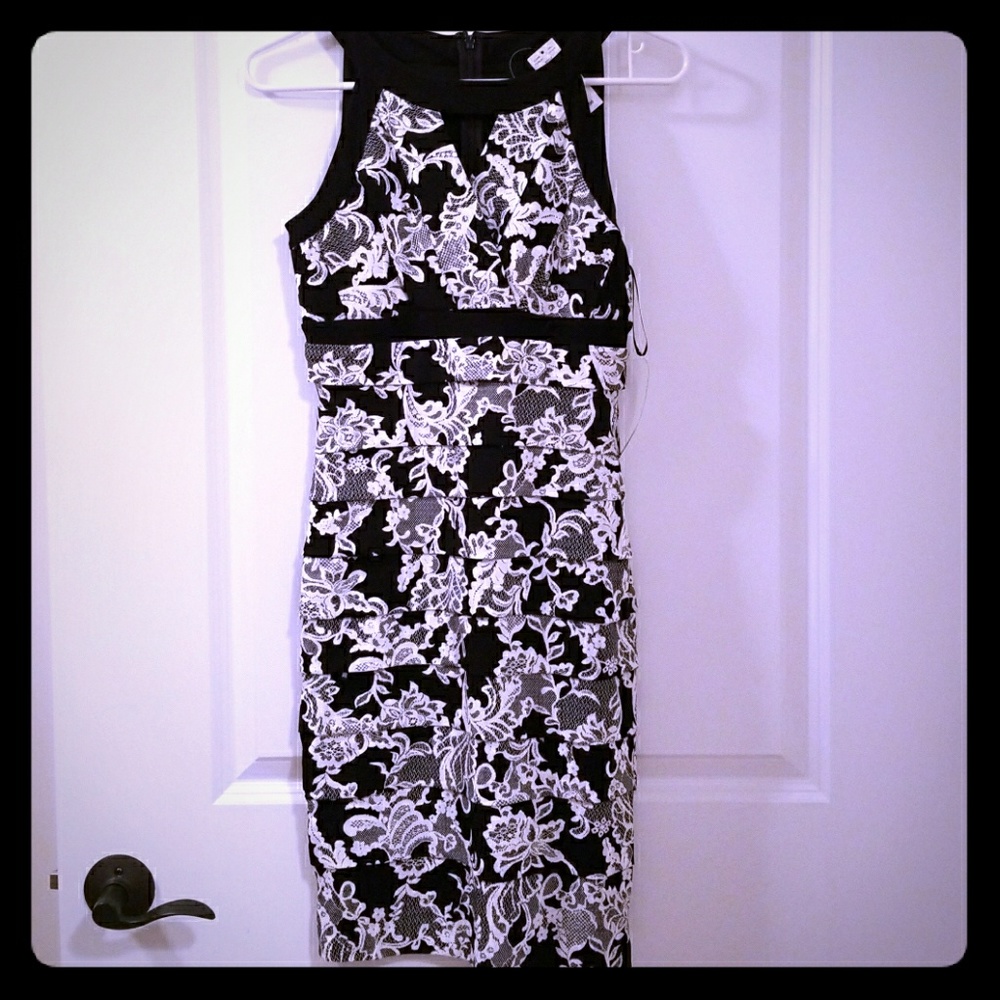 WHBM instantly slimming dress!